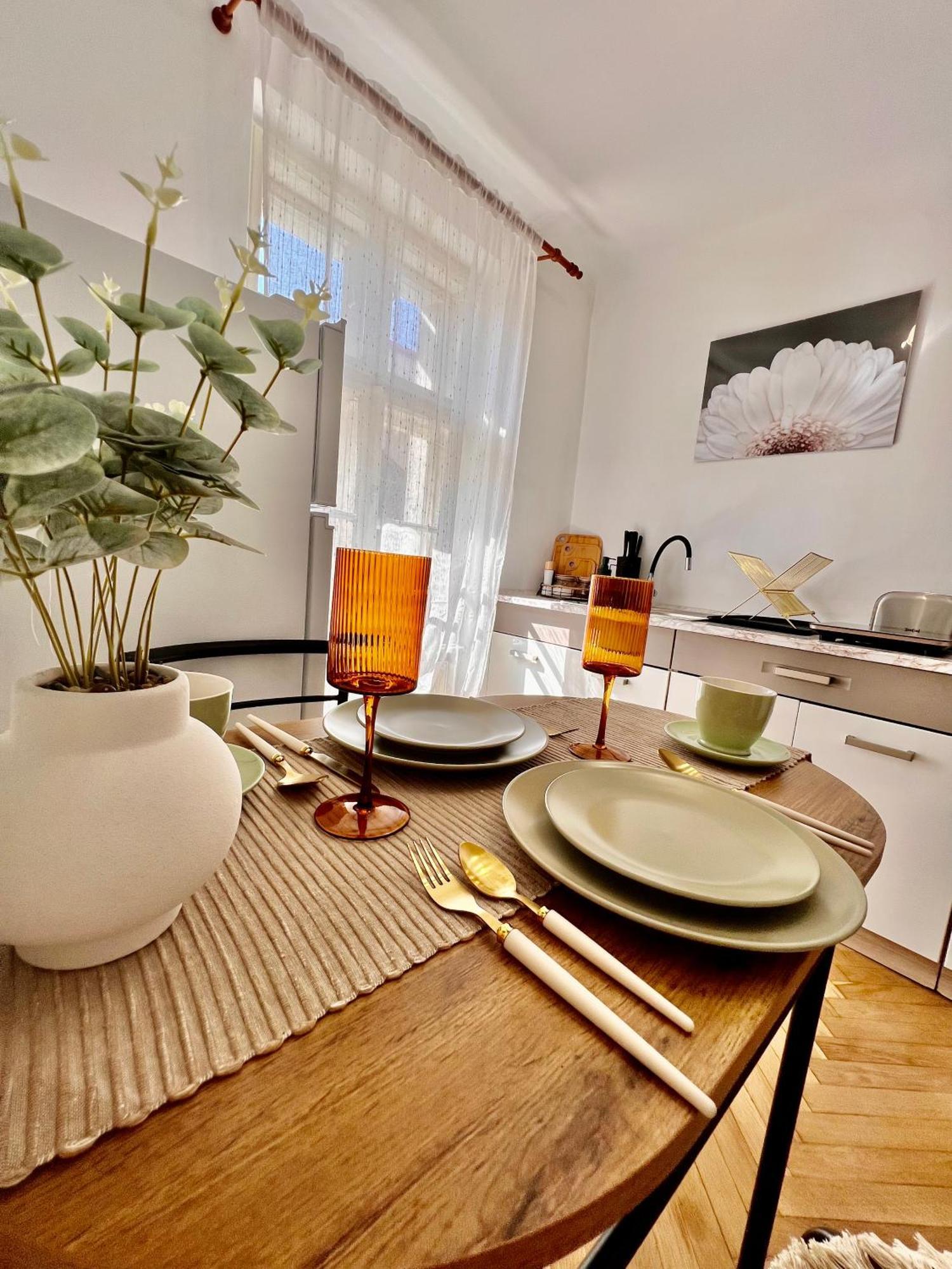 Old Town City Center Apartments Brašov Exteriér fotografie