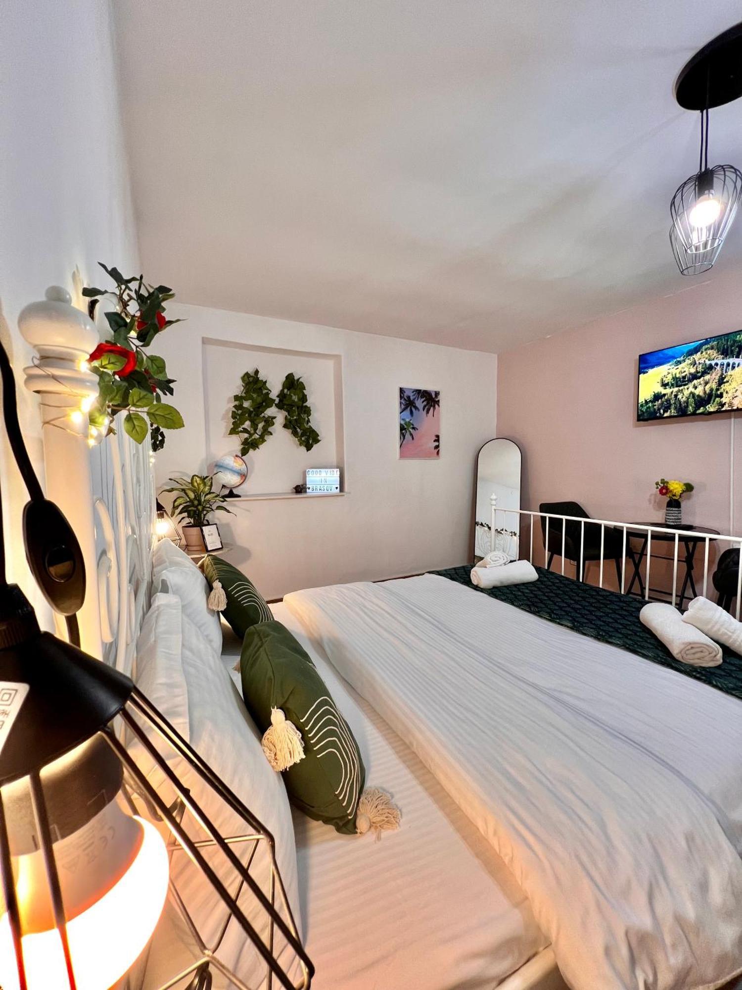 Old Town City Center Apartments Brašov Exteriér fotografie